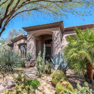 Front Yard in Phoenix AZ